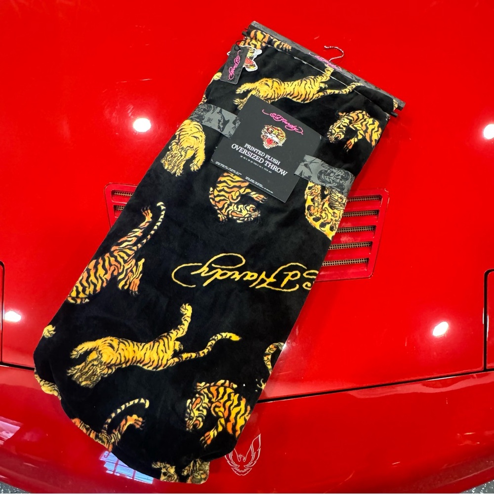 Ed Hardy Black and Gold Tiger throw!  It’s a big one!!  🐯